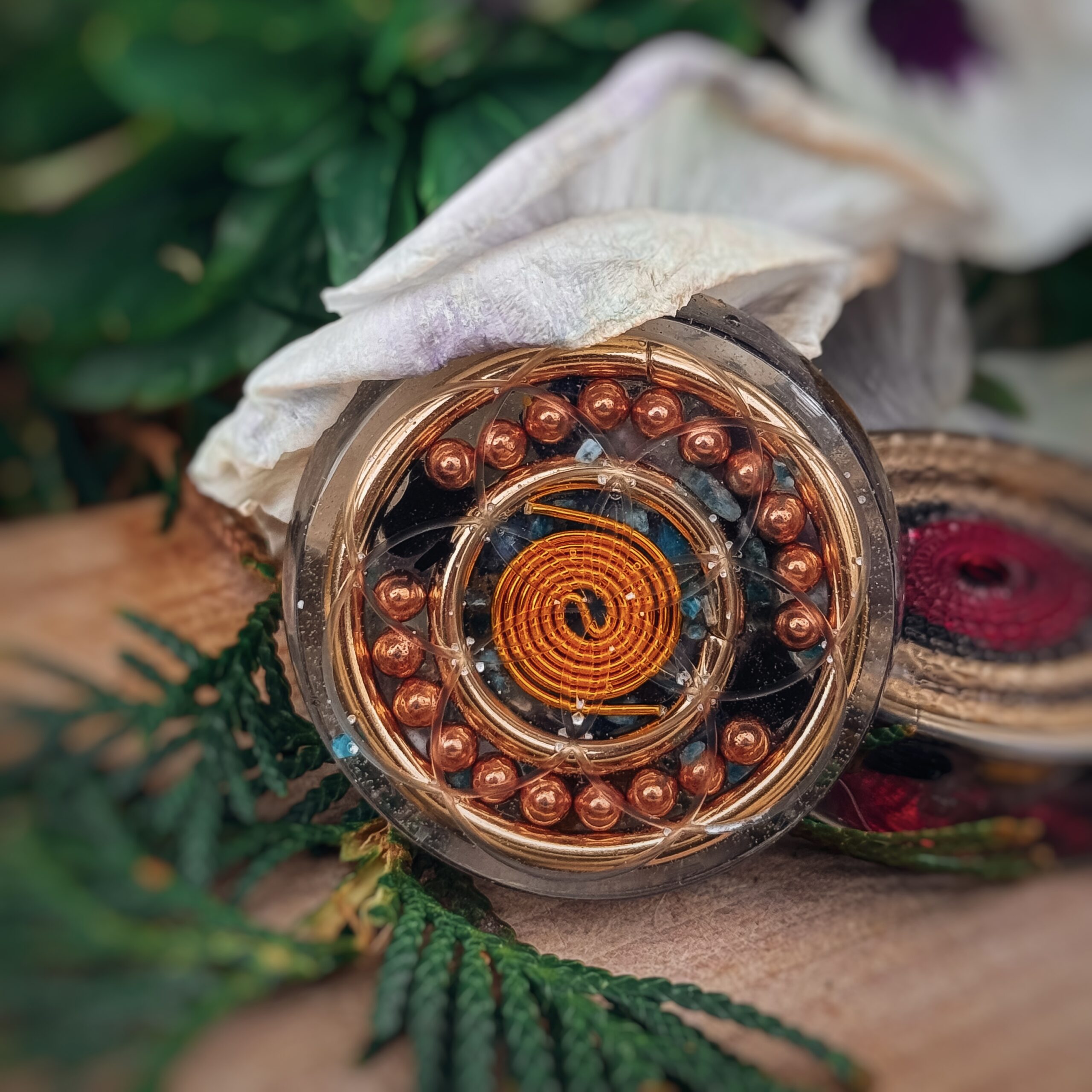 orgoniit-kuld-oranz Taskuorgoniit Gold - Image 1