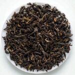 Moonlight Black, punane tee, ÖKO