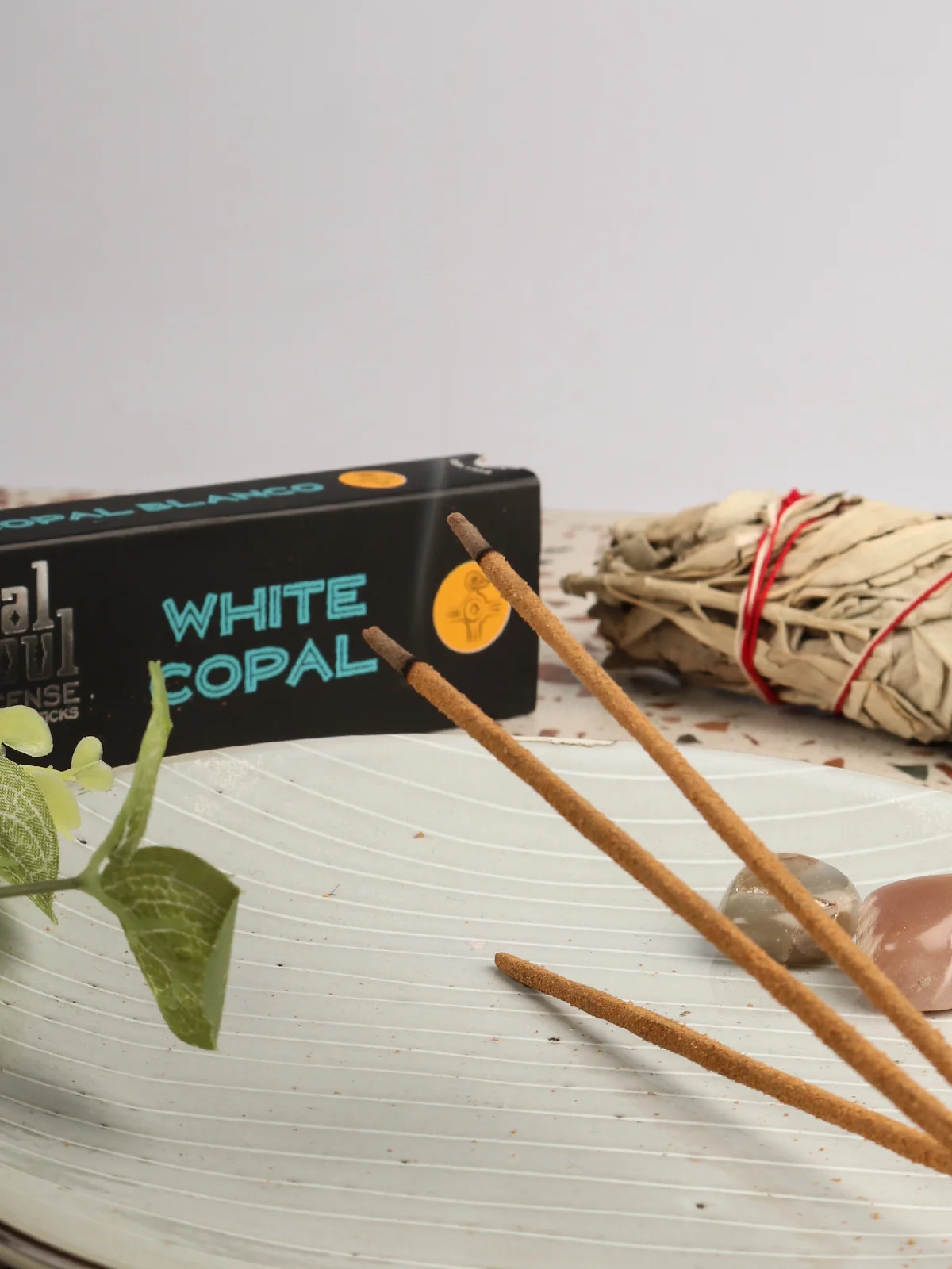 tribal-soul-white-copal-15gm-one-colour-image-1-66001.jpg White Copal viiruk, Tribal Soul - Image 1